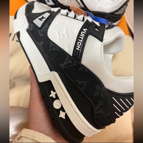Louis Vuitton Black and White Sneakers Sneakers